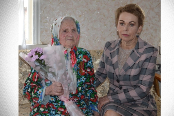Юбилейная медаль вручена Анне Максимовне Косарим. Юбилейная медаль вручена Анне Максимовне Косарим.